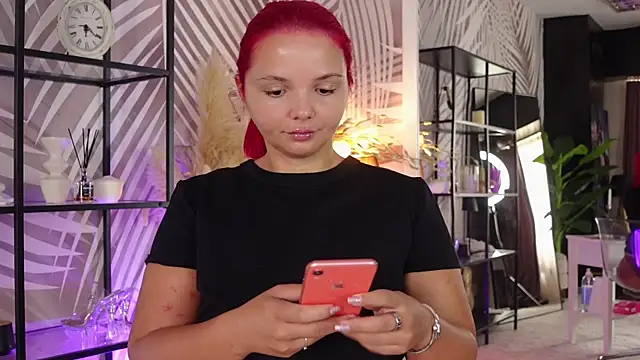 CelesteBailey online show from 27, 7, 2026