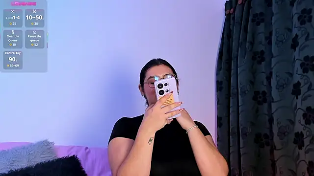 veronica185 online show from 4, 8, 2026