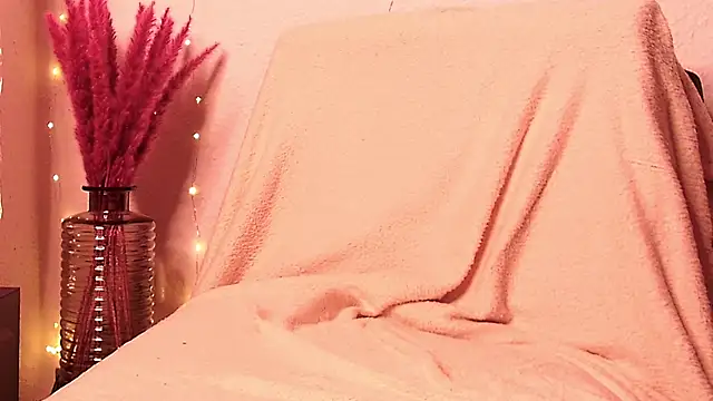 Snapshot of SecretAnni chatting on 3, 1, 2025 SecretAnni online show from 3, 1, 2025