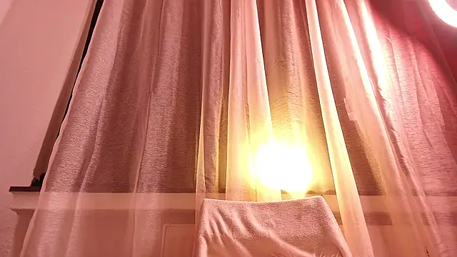 Snapshot of SecretAnni chatting on 2, 2, 2025 SecretAnni online show from 2, 2, 2025