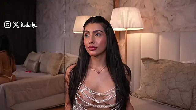 Snapshot of Rosalie_vega chatting on 31, 7, 2026 Rosalie vega online show from 31, 7, 2026