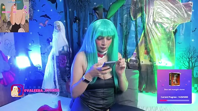 Valeera Evans8 online show from 25, 10, 2025