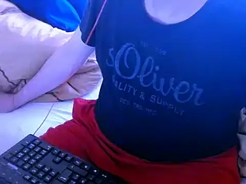 Snapshot of HornyRalfi55 chatting on 11, 3, 2025 HornyRalfi55 online show from 11, 3, 2025