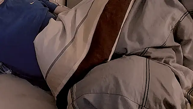 Snapshot of HornyRalfi55 chatting on 16, 10, 2025 HornyRalfi55 online show from 16, 10, 2025