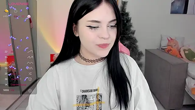 SelenaCute online show from 2, 1, 2025