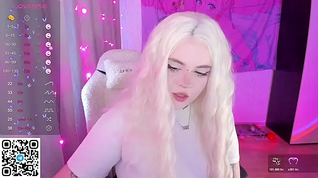 SelenaCute online show from 1, 5, 2026