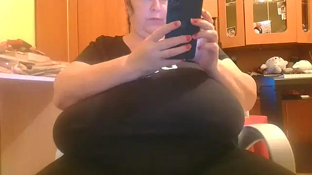 Nataliesbestjuggs online show from 20, 9, 2025