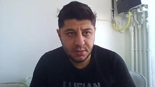 erkekkkadam online show from 1, 1, 2025