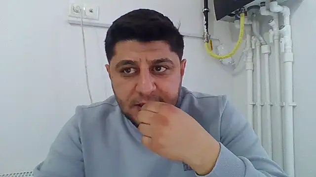 erkekkkadam online show from 11, 3, 2025