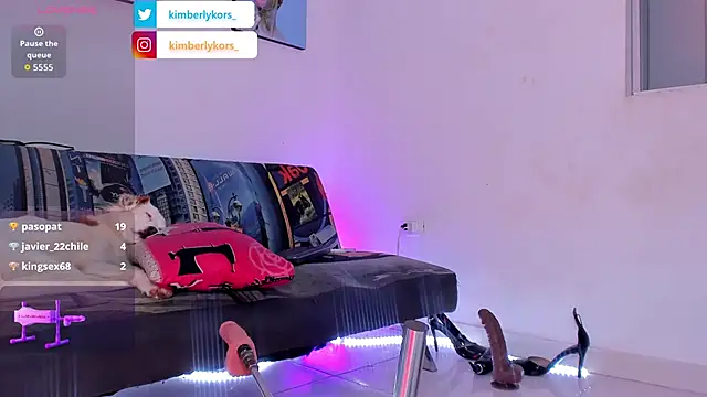 Kimberlykors online show from 22, 11, 2025