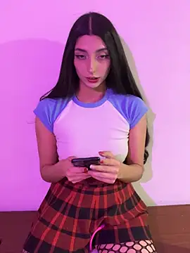 Snapshot of Felicia_smok3 chatting on 4, 1, 2025 Felicia smok3 online show from 4, 1, 2025