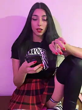 Snapshot of Felicia_smok3 chatting on 18, 2, 2025 Felicia smok3 online show from 18, 2, 2025