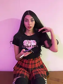 Snapshot of Felicia_smok3 chatting on 6, 3, 2025 Felicia smok3 online show from 6, 3, 2025