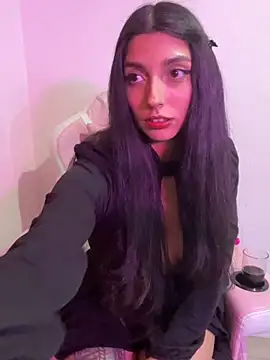 Felicia smok3 online show from 6, 5, 2026