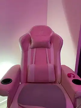 Felicia smok3 online show from 27, 7, 2026