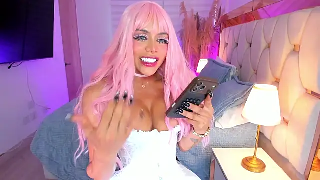 HOT LADY 777 online show from 24, 7, 2026