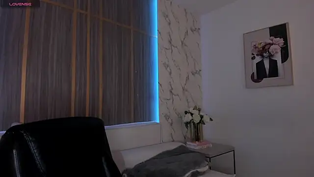 IsabellaAllen online show from 5, 6, 2026