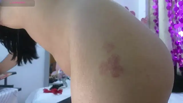 Snapshot of lovely_trix chatting on 28, 2, 2025 lovely trix online show from 28, 2, 2025