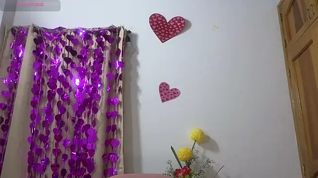 Snapshot of lovely_trix chatting on 4, 3, 2025 lovely trix online show from 4, 3, 2025