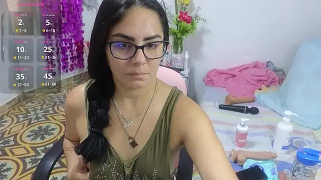 Snapshot of lovely_trix chatting on 1, 11, 2025 lovely trix online show from 1, 11, 2025