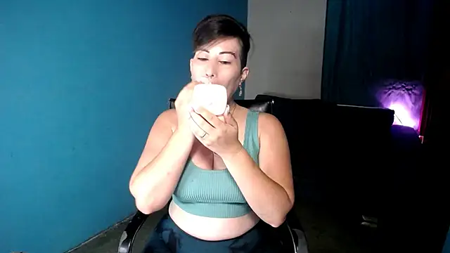Snapshot of Sunny_rayz_ chatting on 29, 6, 2026 Sunny rayz online show from 29, 6, 2026