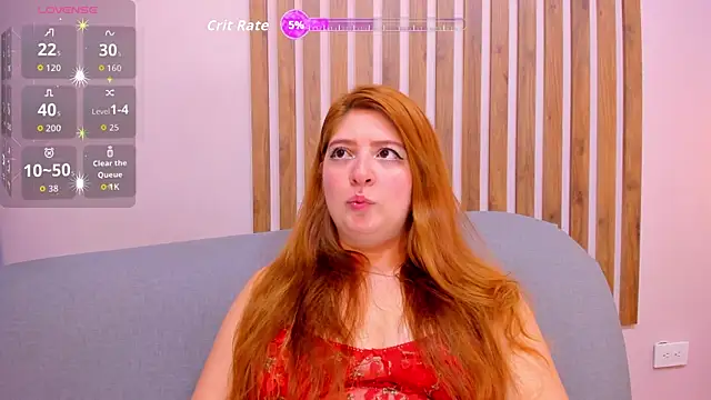 Snapshot of tinaclark_ chatting on 8, 9, 2025 tinaclark  online show from 8, 9, 2025