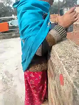 COUPLLE VILLAGE online show from 24, 12, 2024