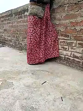 COUPLLE VILLAGE online show from 28, 12, 2024