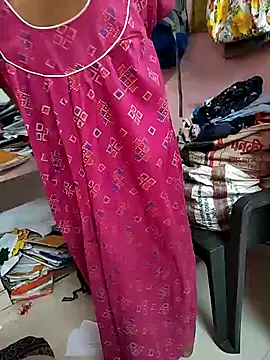 COUPLLE VILLAGE online show from 17, 3, 2025