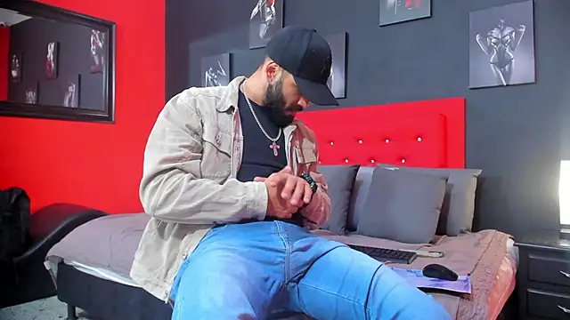 Thiagogomez online show from 10, 9, 2025