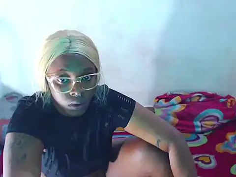 Snapshot of The_wickles_4443 chatting on 2, 1, 2025 The wickles 4443 online show from 2, 1, 2025