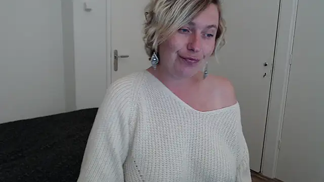 cumfun online show from 20, 10, 2025