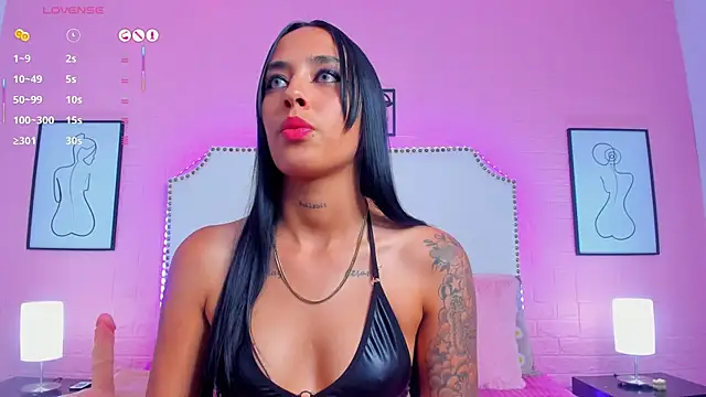 charlotte kisss online show from 5, 11, 2025