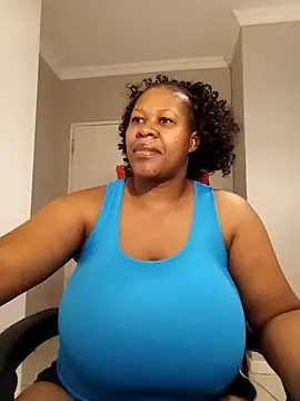 bustylisa1983 online show from 25, 2, 2025