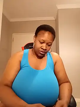 bustylisa1983 online show from 14, 12, 2025