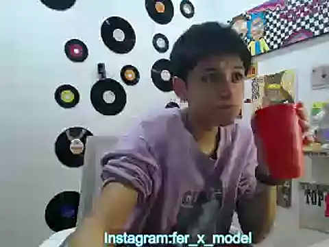 9 Fernanda 9 online show from 16, 3, 2025