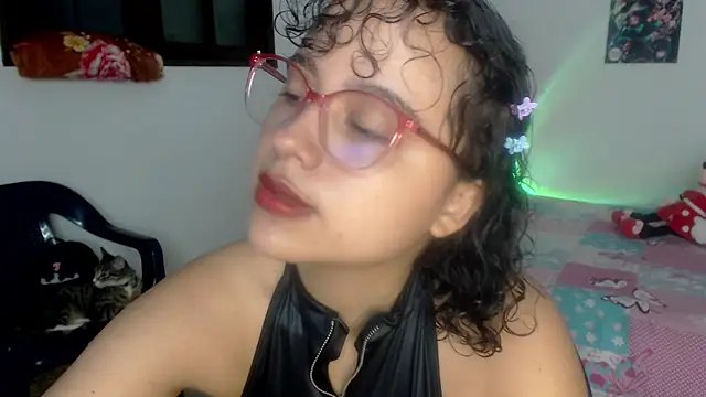 Snapshot of lou_cute chatting on 26, 1, 2025 lou cute online show from 26, 1, 2025