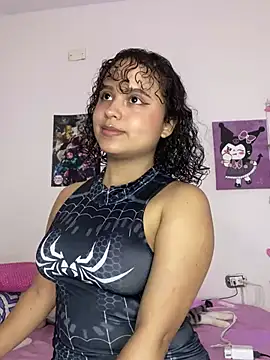 Snapshot of lou_cute chatting on 16, 3, 2025 lou cute online show from 16, 3, 2025