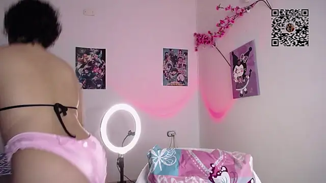 Snapshot of lou_cute chatting on 11, 9, 2025 lou cute online show from 11, 9, 2025