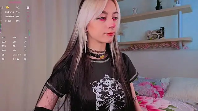 TristaRoht online show from 11, 11, 2025