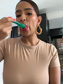 Mau White online show from 14, 9, 2025