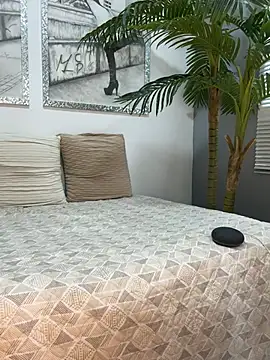 Mau White online show from 16, 2, 2026