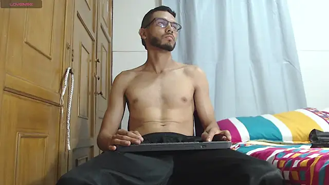 russthiago online show from 6, 5, 2026