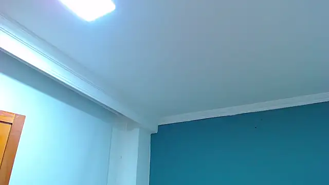 danna- roouss online show from 22, 2, 2026