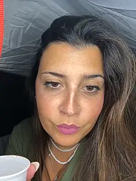 Snapshot of Novababy18 chatting on 8, 9, 2025 Novababy18 online show from 8, 9, 2025