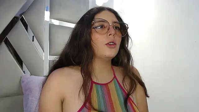 Snapshot of Paola_Lyon_ chatting on 14, 1, 2025 Paola Lyon  online show from 14, 1, 2025