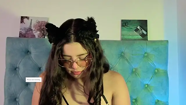 Snapshot of Paola_Lyon_ chatting on 12, 9, 2025 Paola Lyon  online show from 12, 9, 2025