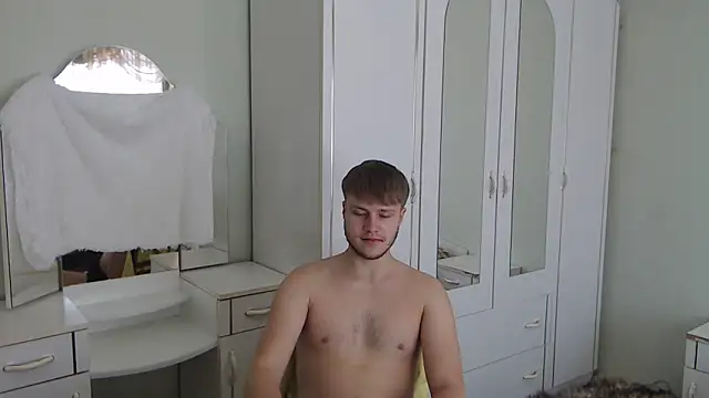 Snapshot of Zoro1999 chatting on 11, 1, 2025 Zoro1999 online show from 11, 1, 2025