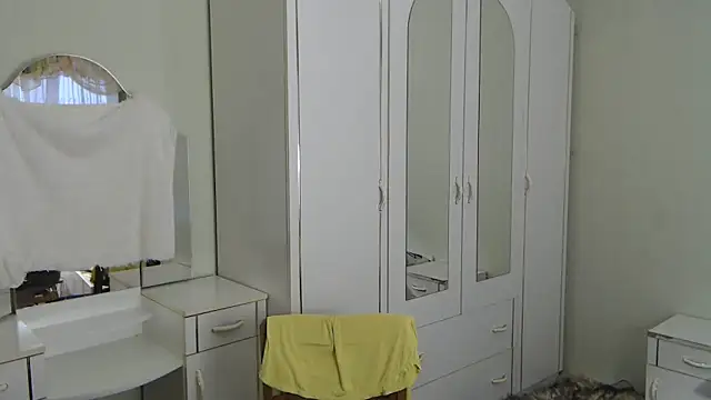 Snapshot of Zoro1999 chatting on 17, 1, 2025 Zoro1999 online show from 17, 1, 2025