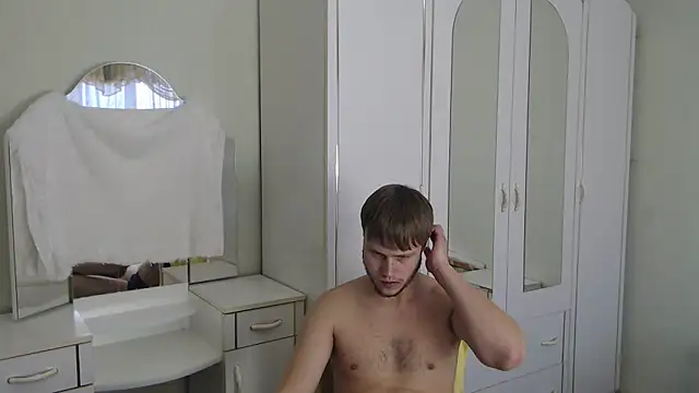 Snapshot of Zoro1999 chatting on 24, 1, 2025 Zoro1999 online show from 24, 1, 2025